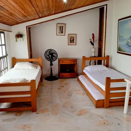 Villa Cecilia Girardot-2
